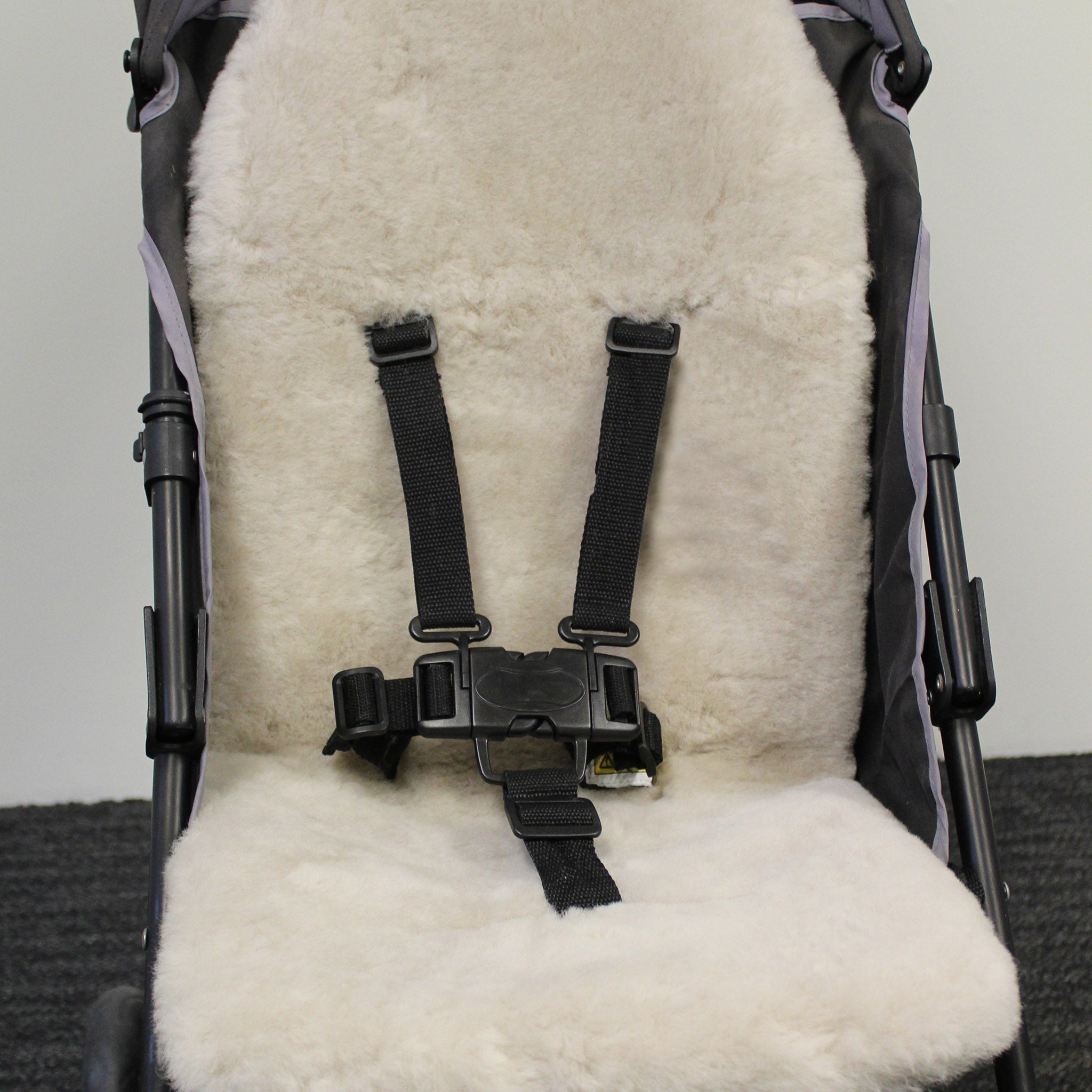 Auskin Lambskin Pram Rug Stroller Comforter – Kiwi Sheepskins